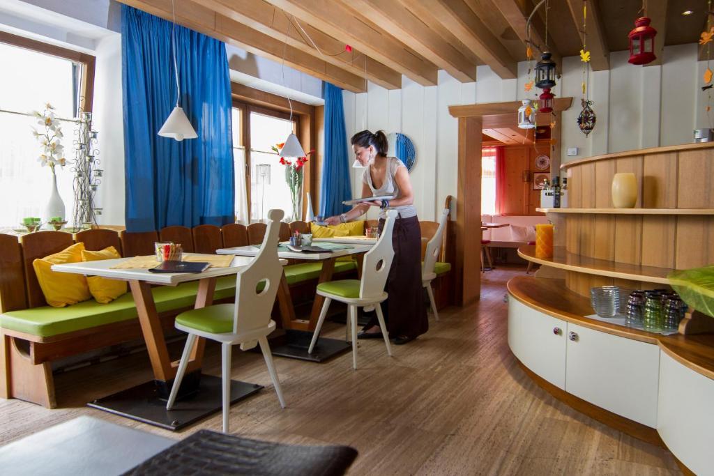 Chalet Madrisa Corvara In Badia Exterior photo