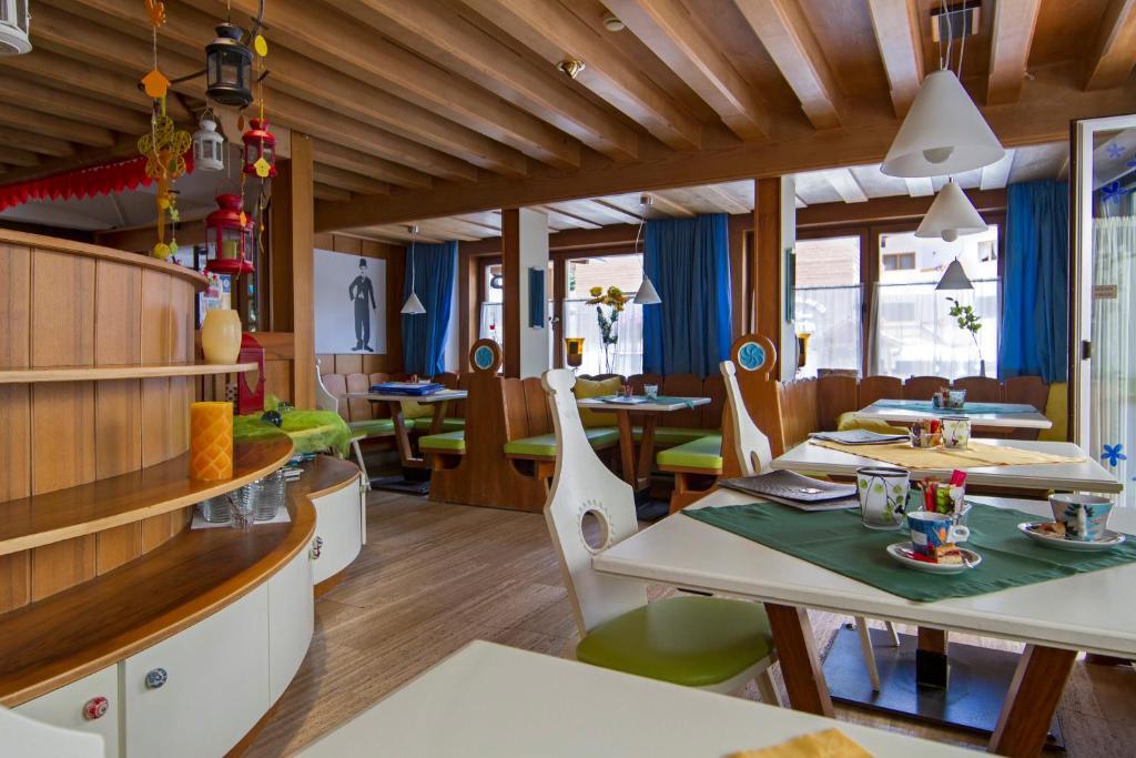 Chalet Madrisa Corvara In Badia Exterior photo